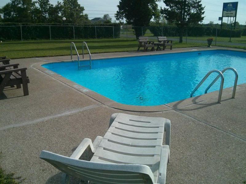 Hotel Knights Port Colborne Niagara Falls